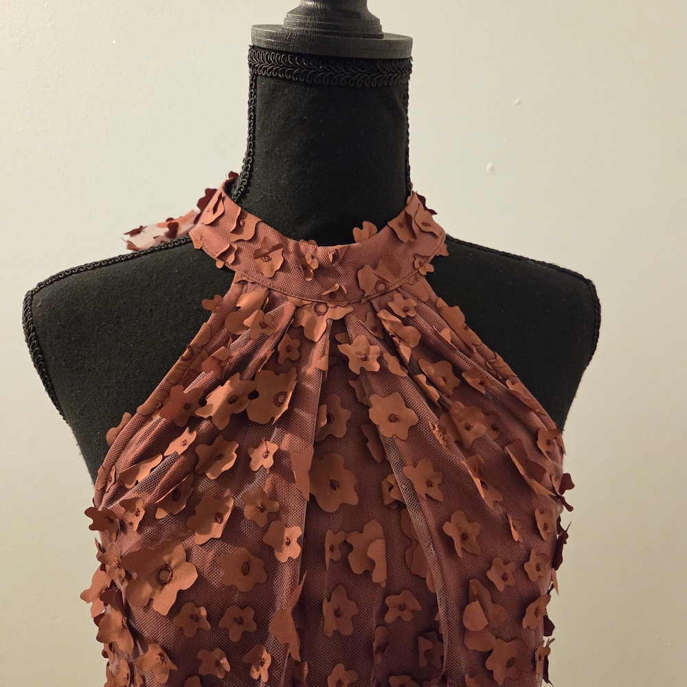 Eva Franco Textured Floral Halter Top - Rust - Picture 2 of 9